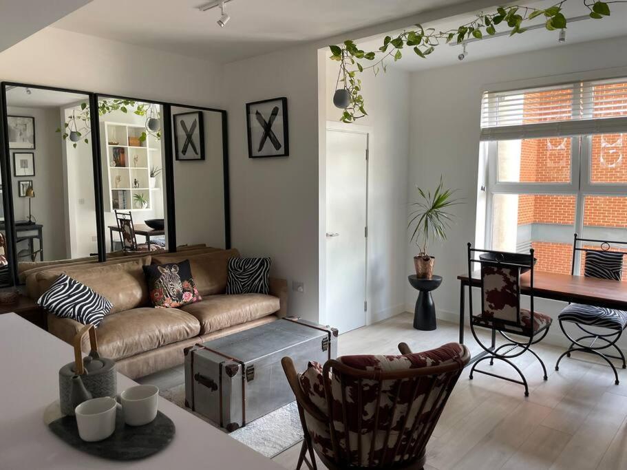 Luxury 1 Bed Ipswich Marina Apartment Free Parking Экстерьер фото